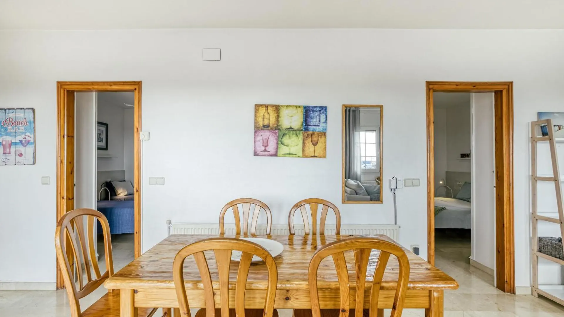 Art- Apartamentos Revilla Tacke B Empuriabrava 0*,  Španělsko